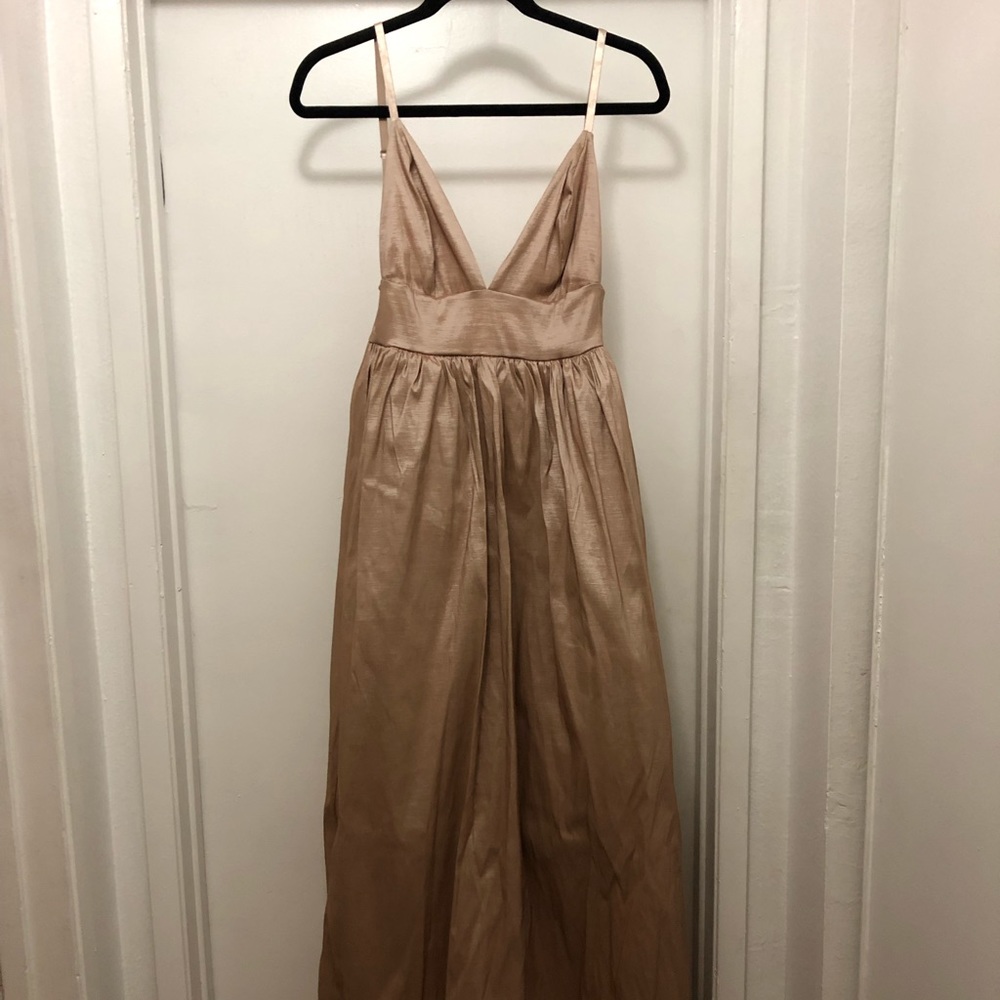 Gold maxi dress with pockets!